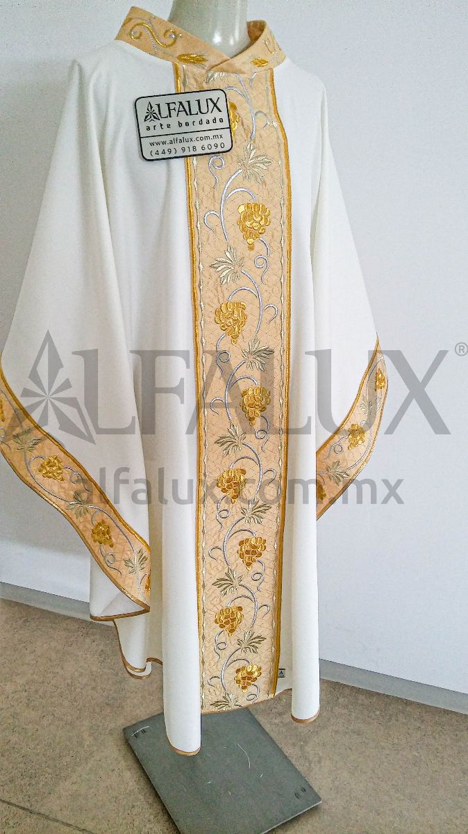 03 UVAS Laterales DORADO 1158